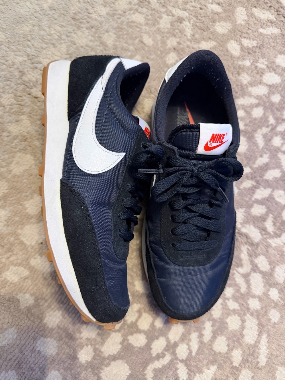 Nike Daybreak Women size 7